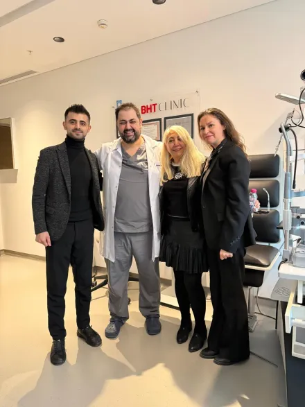 A patient with her surgeon and Eyeglow Health coordinator in Istanbul